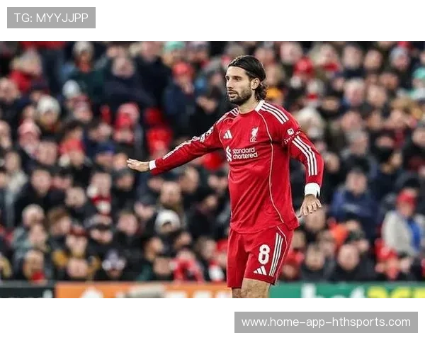 利物浦角球战术巧妙,范迪克头球没顶上力量 利物浦角球战术巧妙,范迪克头球没顶上力量