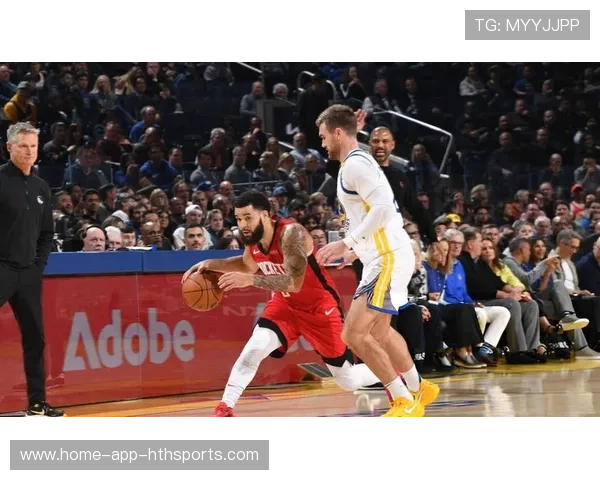 勇士团队在下半场展现不屈斗志逆转对手