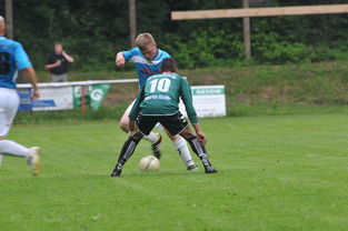 华体会网站-中国足球主题比赛战术解析，足球比赛体系与战术打法