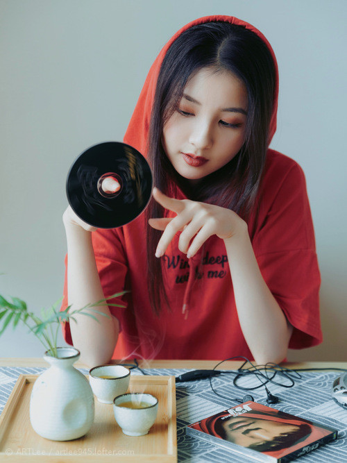 华体会-西甲飞跃精彩：每一次突破都令人振奋！