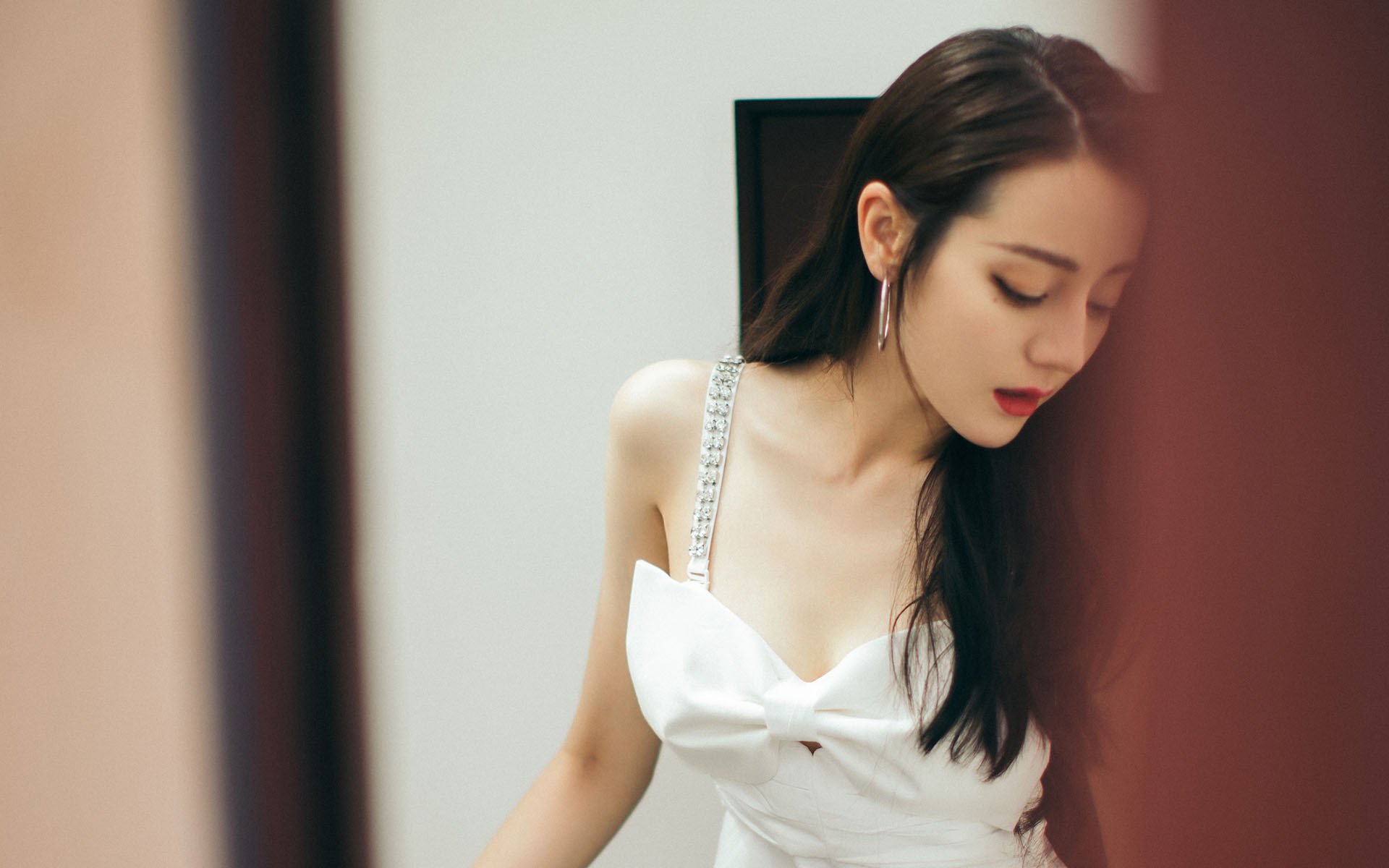 陈芋汐决赛夺冠背后的努力故事,陈芋汐赛后采访哭了视频