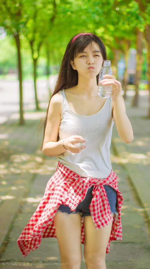 华体会app登入-3球1助攻！17岁法国锋线妖童成切尔西拜仁争夺焦点，切尔西1-1拜仁